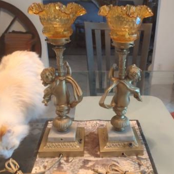 FENTON ANTIQUE CHERUB LAMPS - Picture 2 of 3